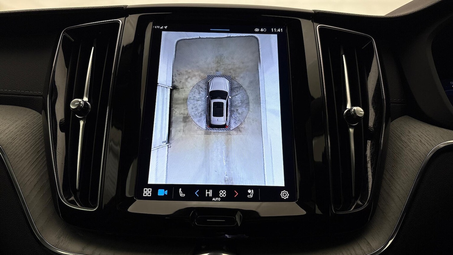 Used Volvo XC60 2025 for sale - 76464629: Photo 39