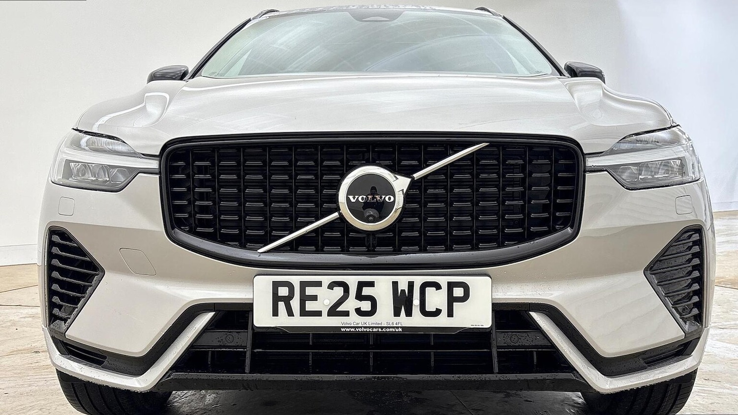 Used Volvo XC60 2025 for sale - 76464629: Photo 8