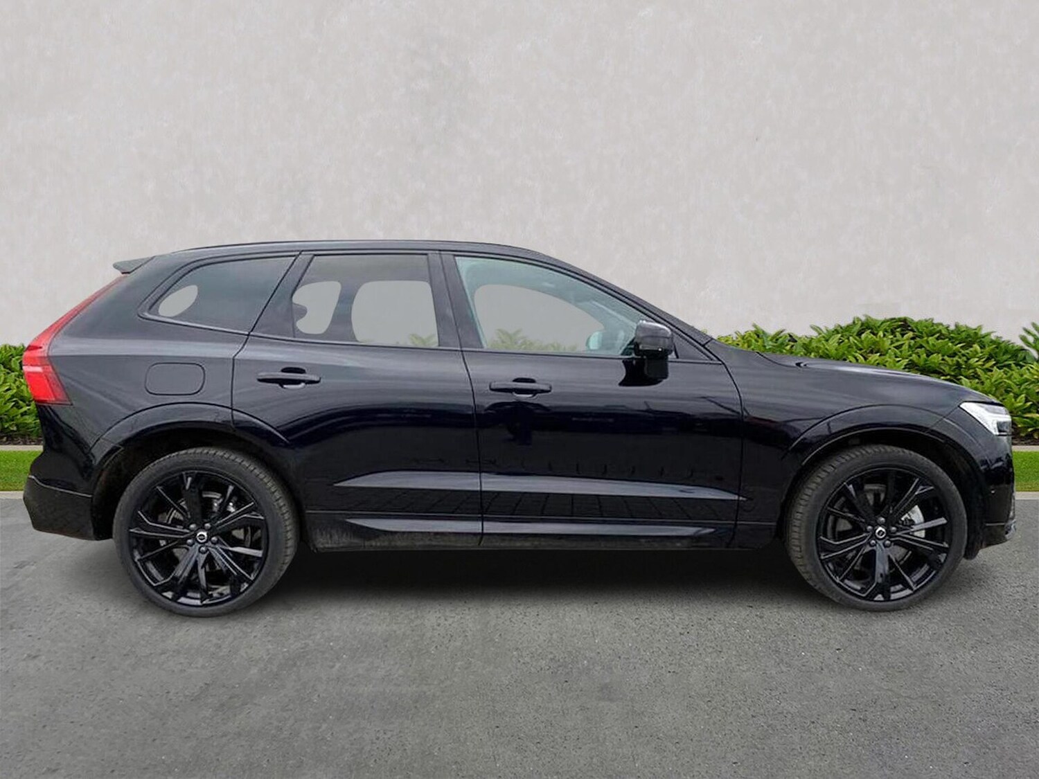 Used Volvo XC60 2024 for sale - 75982228: Photo 3