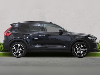 Used Volvo XC40 2022 for sale - 75498310: Photo