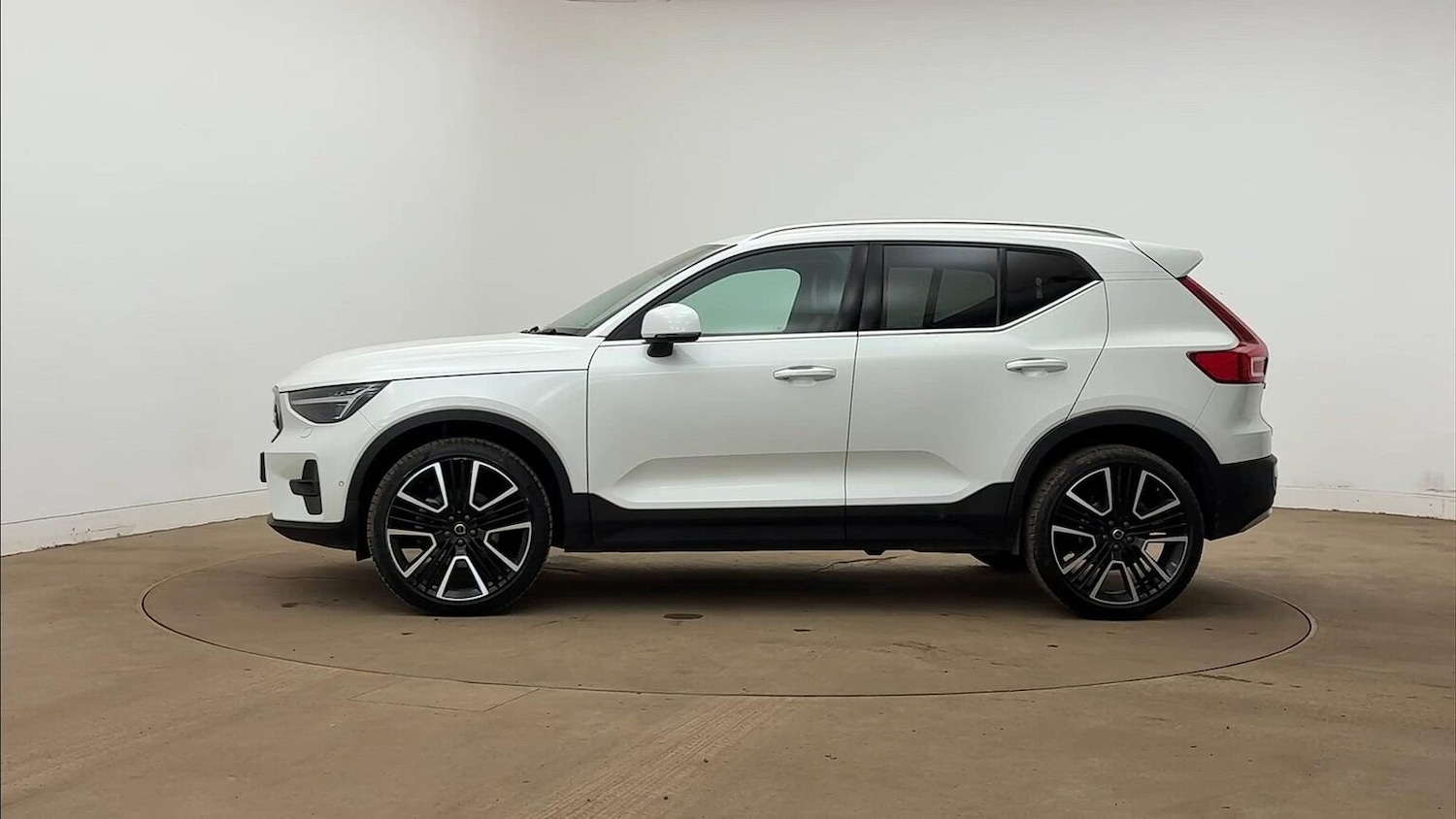 Used Volvo XC40 2025 for sale - 78194207: Photo 28