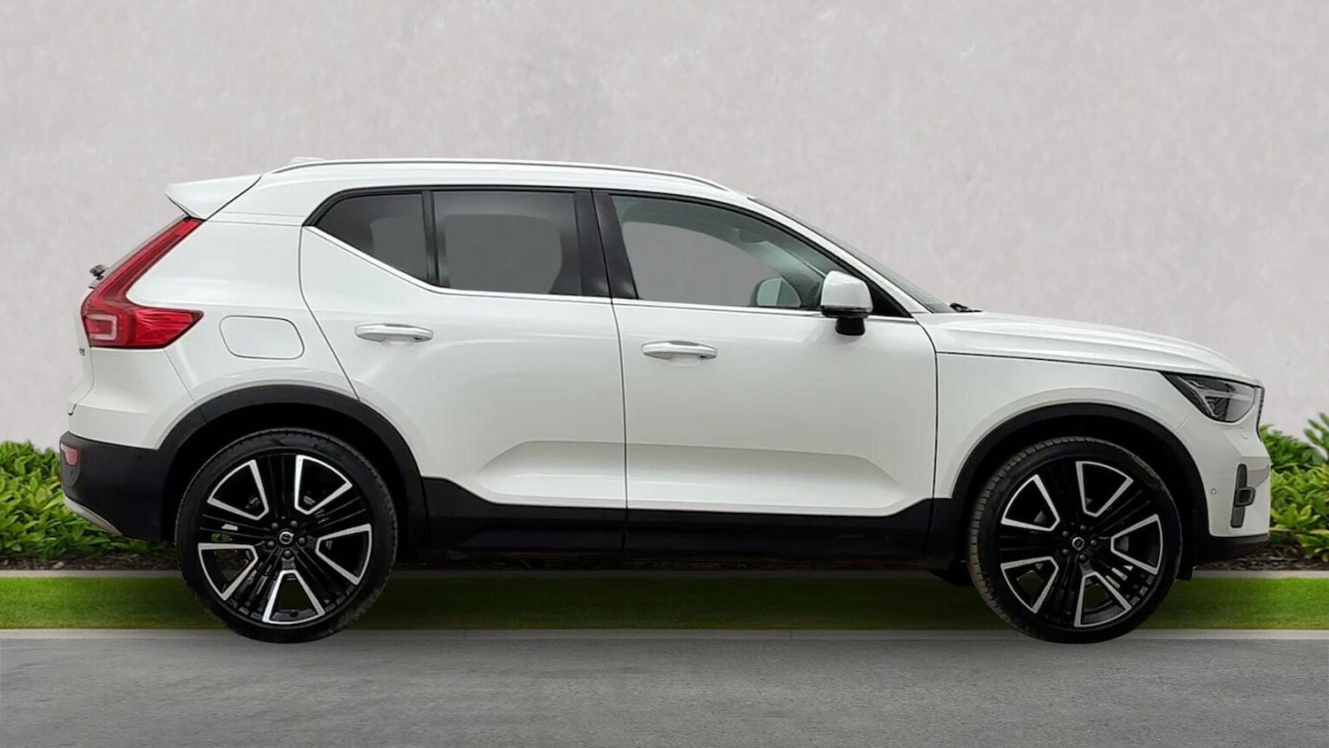 Used Volvo XC40 2025 for sale - 78194207: Photo 5