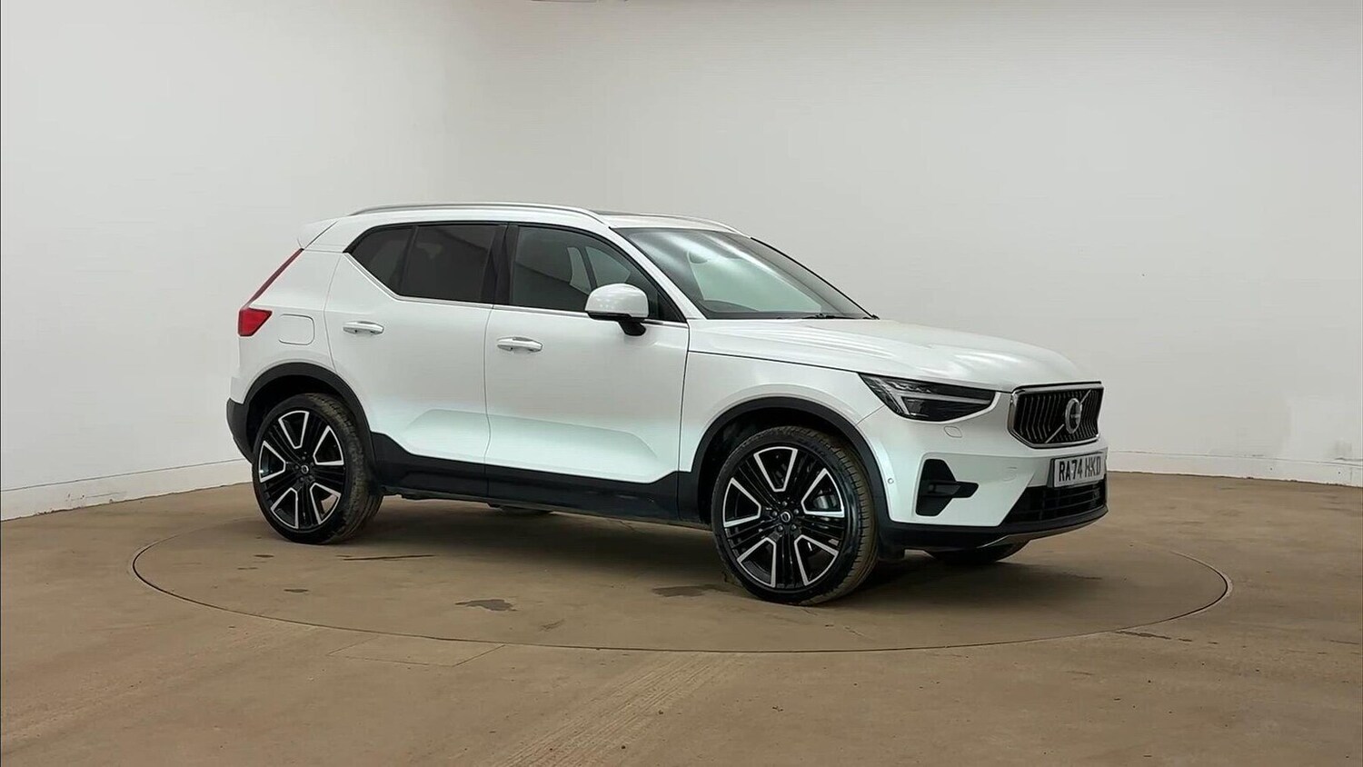 Used Volvo XC40 2025 for sale - 78194207: Photo 9