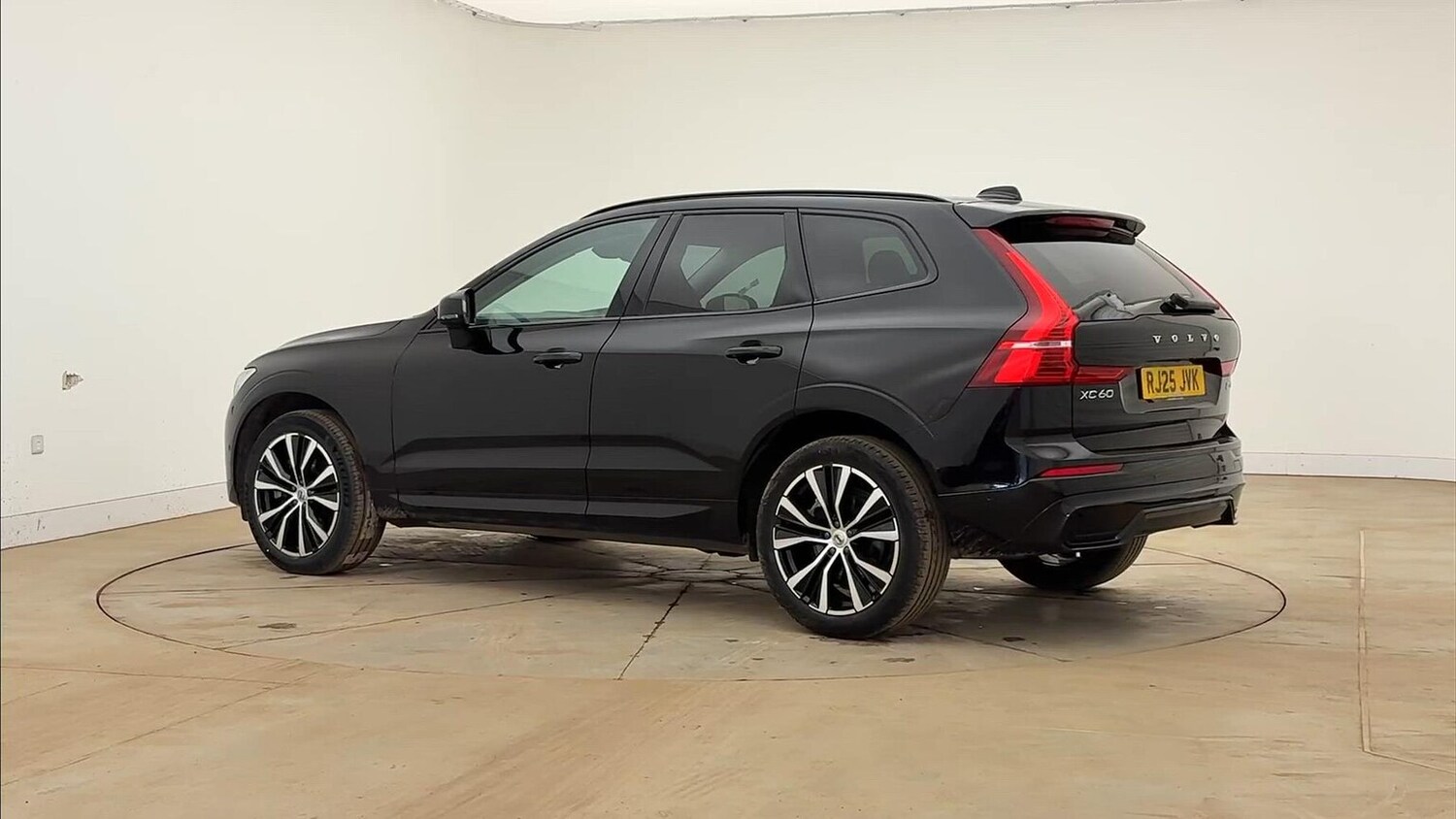 Used Volvo XC60 2025 for sale - 78194224: Photo 16