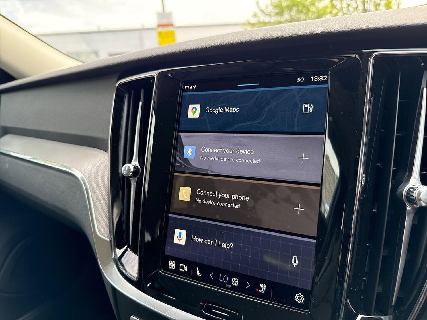 Used Volvo V60 2025 for sale - 76376822: Photo 11