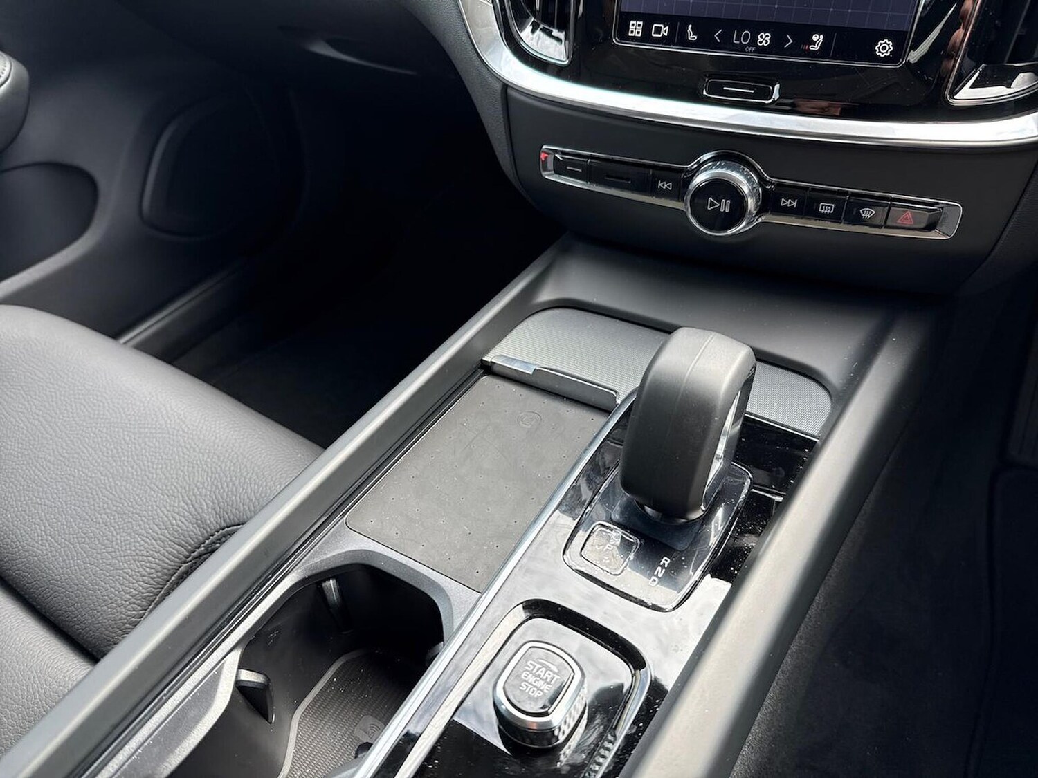 Used Volvo V60 2025 for sale - 76376822: Photo 13