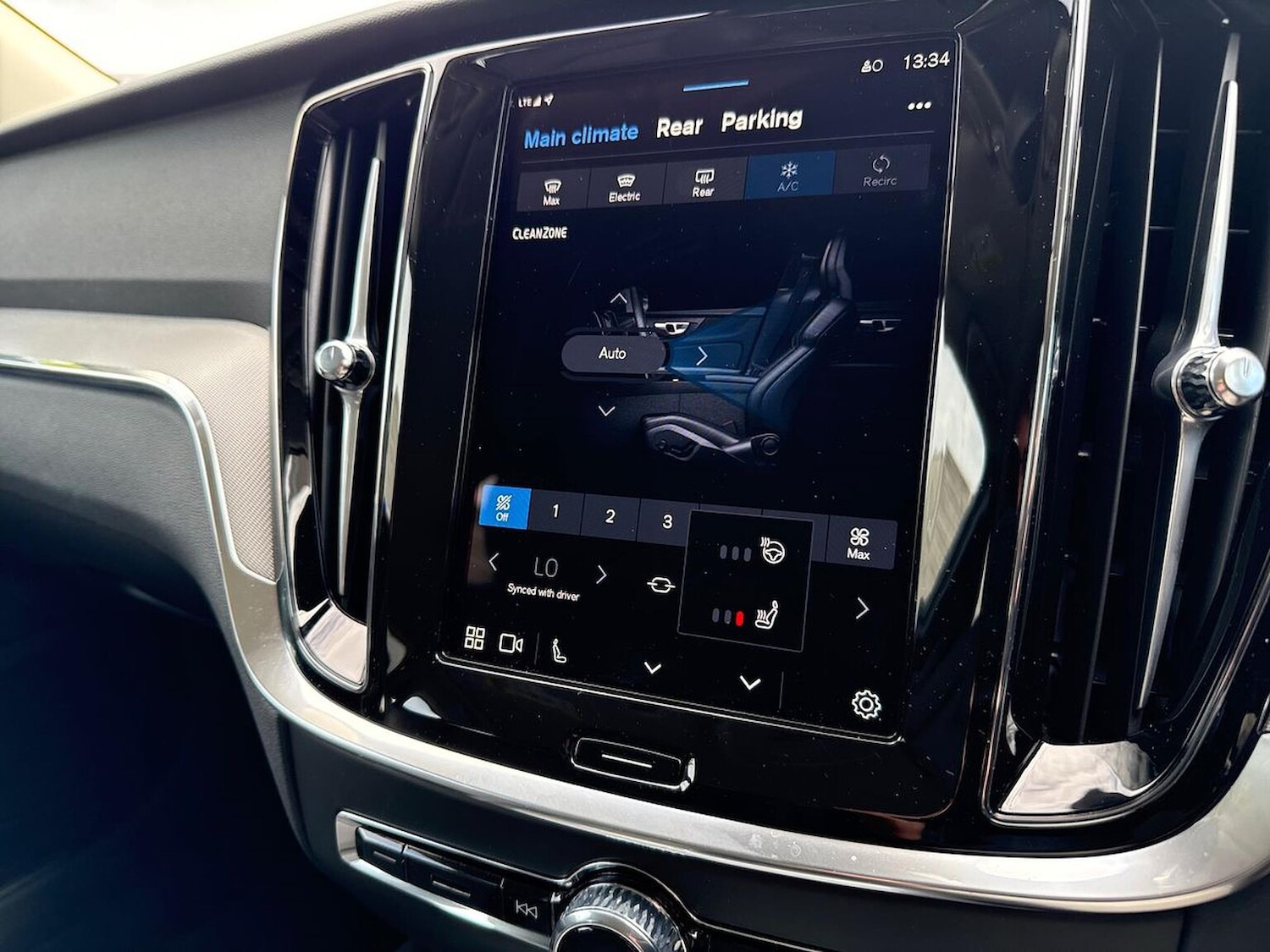 Used Volvo V60 2025 for sale - 76376822: Photo 25