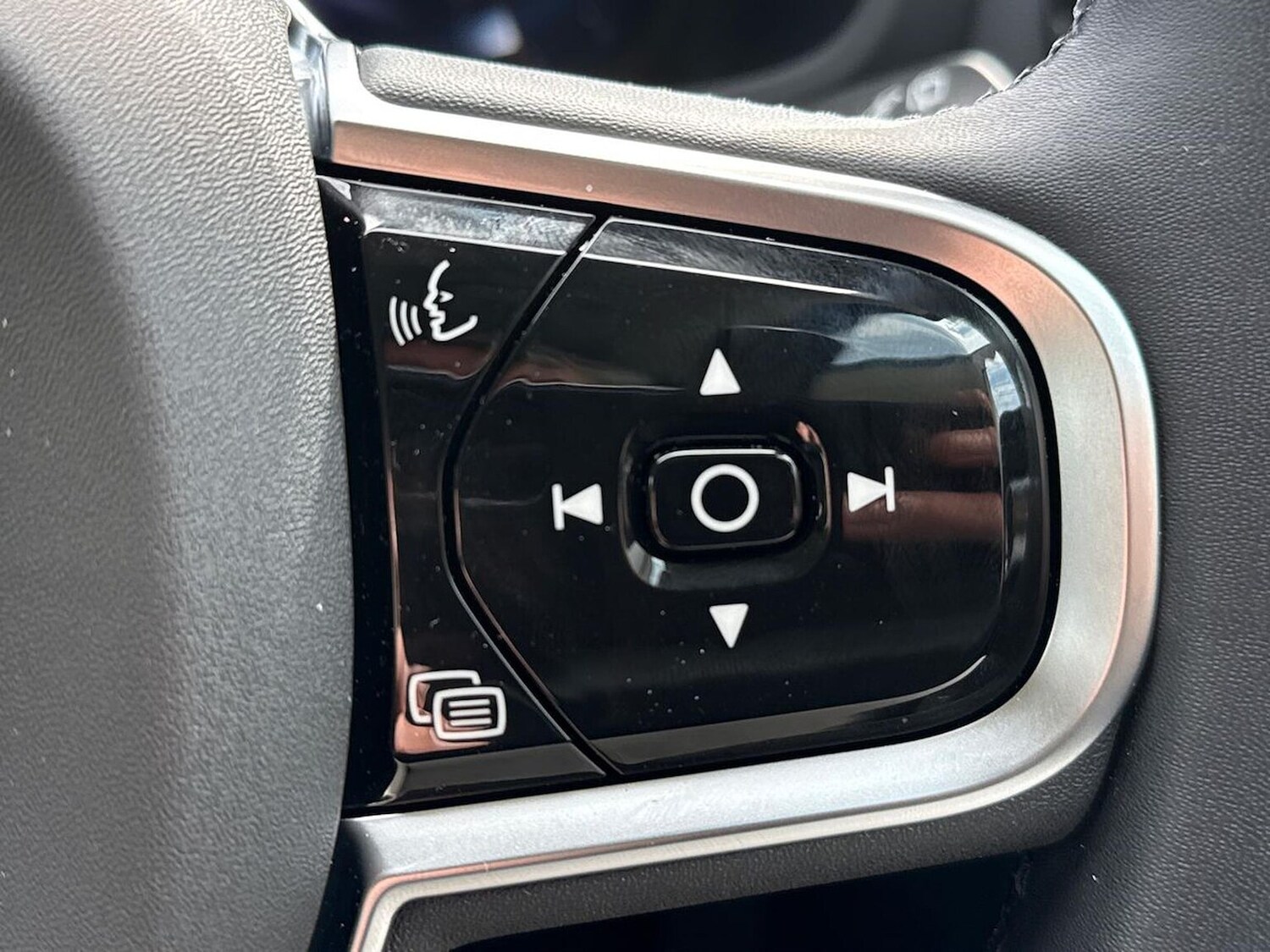 Used Volvo V60 2025 for sale - 76376822: Photo 26