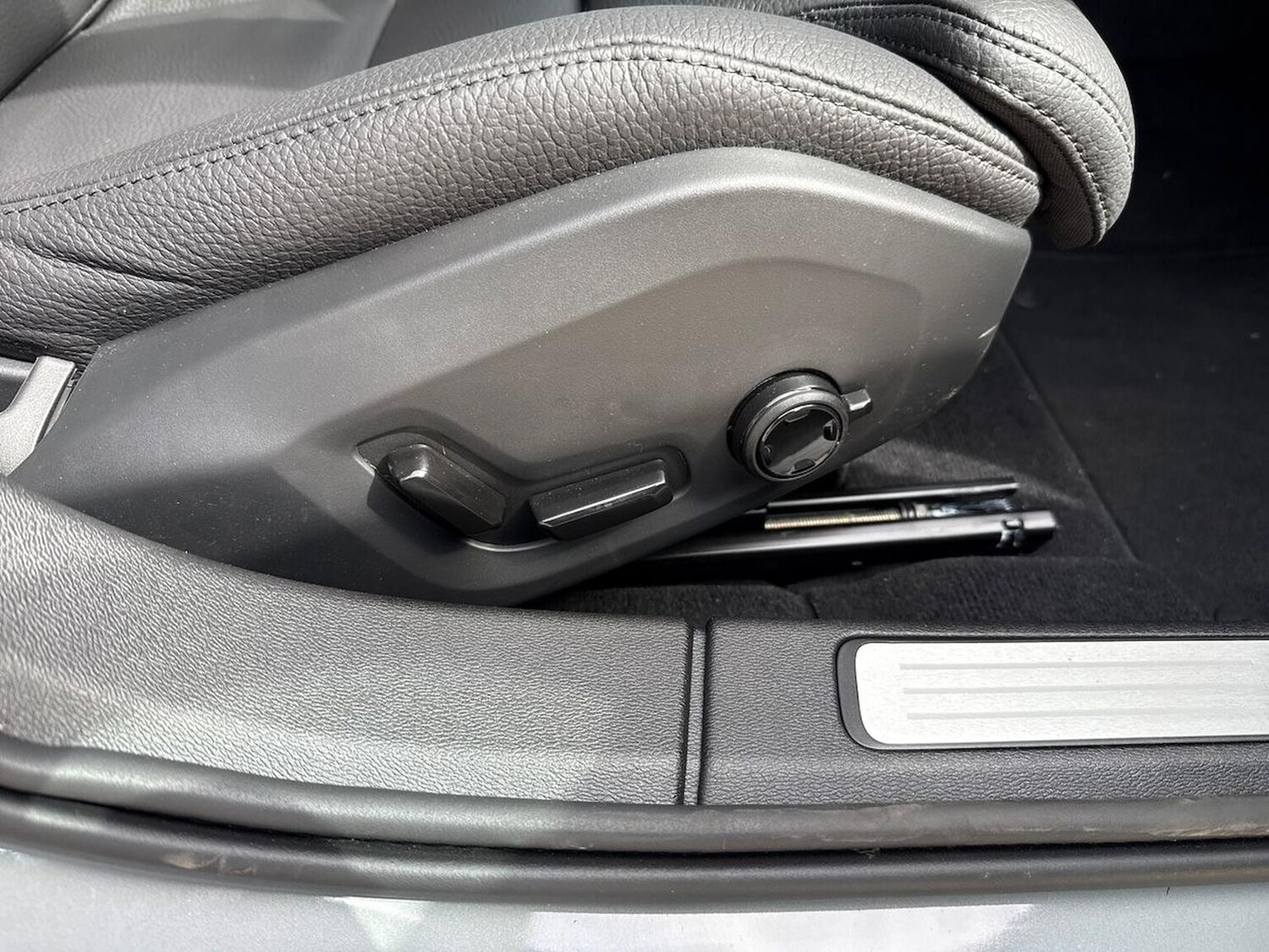 Used Volvo V60 2025 for sale - 76376822: Photo 30