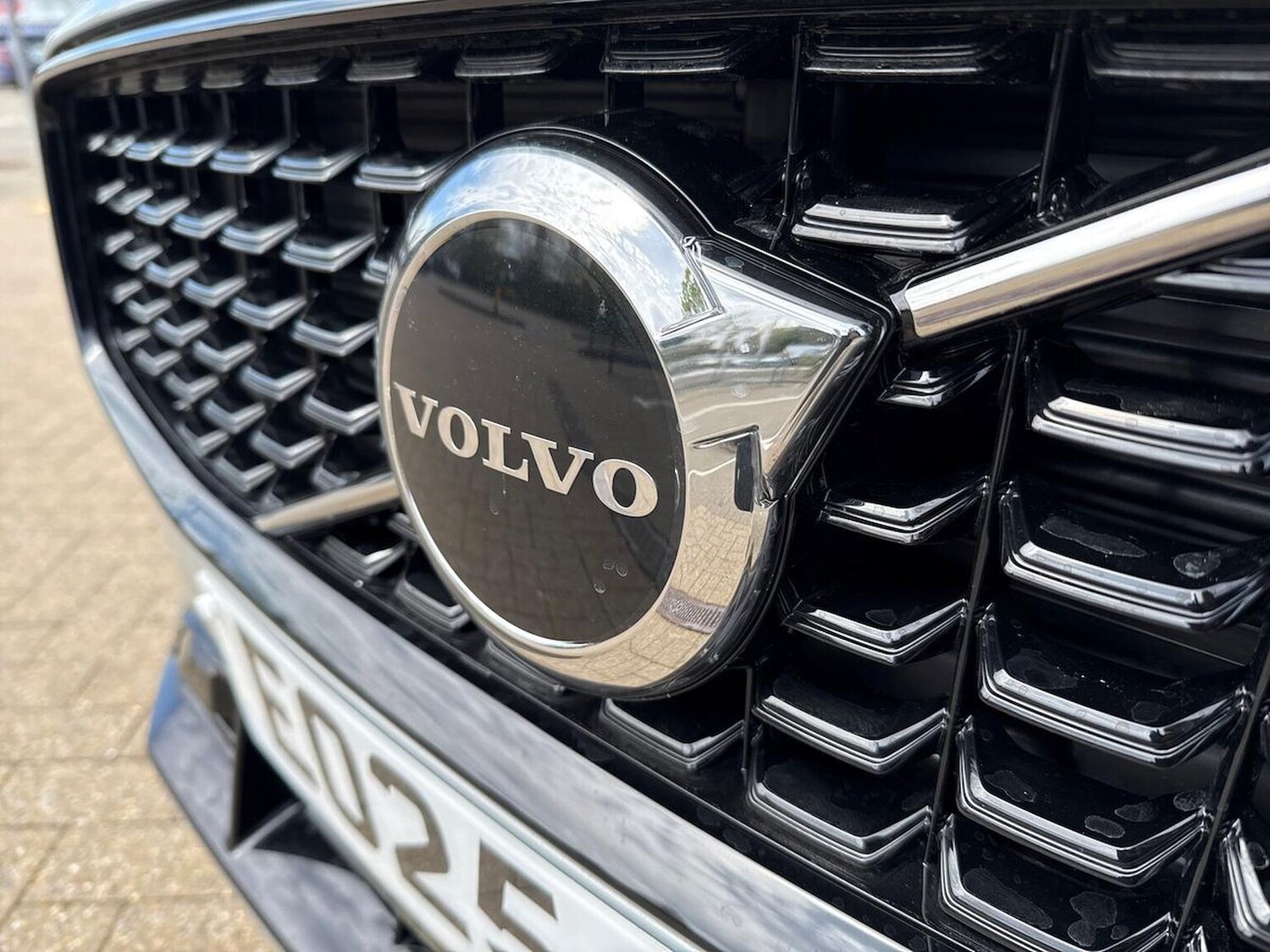 Used Volvo V60 2025 for sale - 76376822: Photo 32