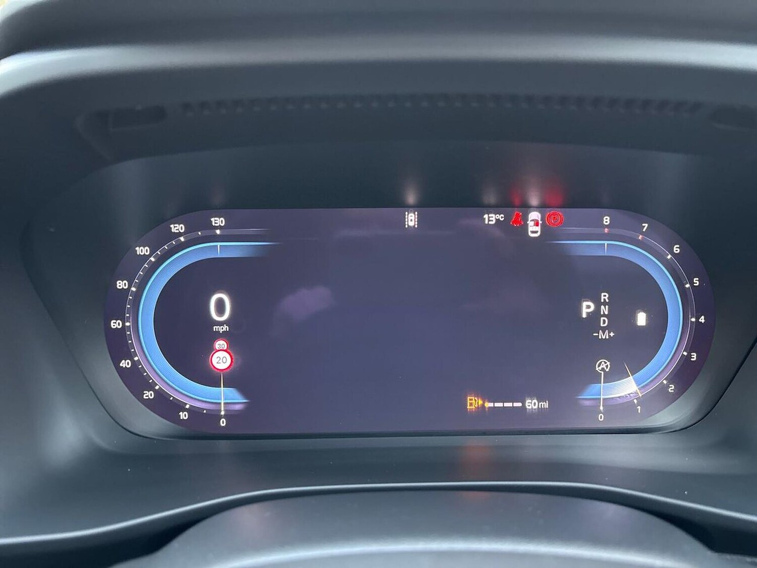 Used Volvo XC40 2024 for sale - 76490539: Photo 10