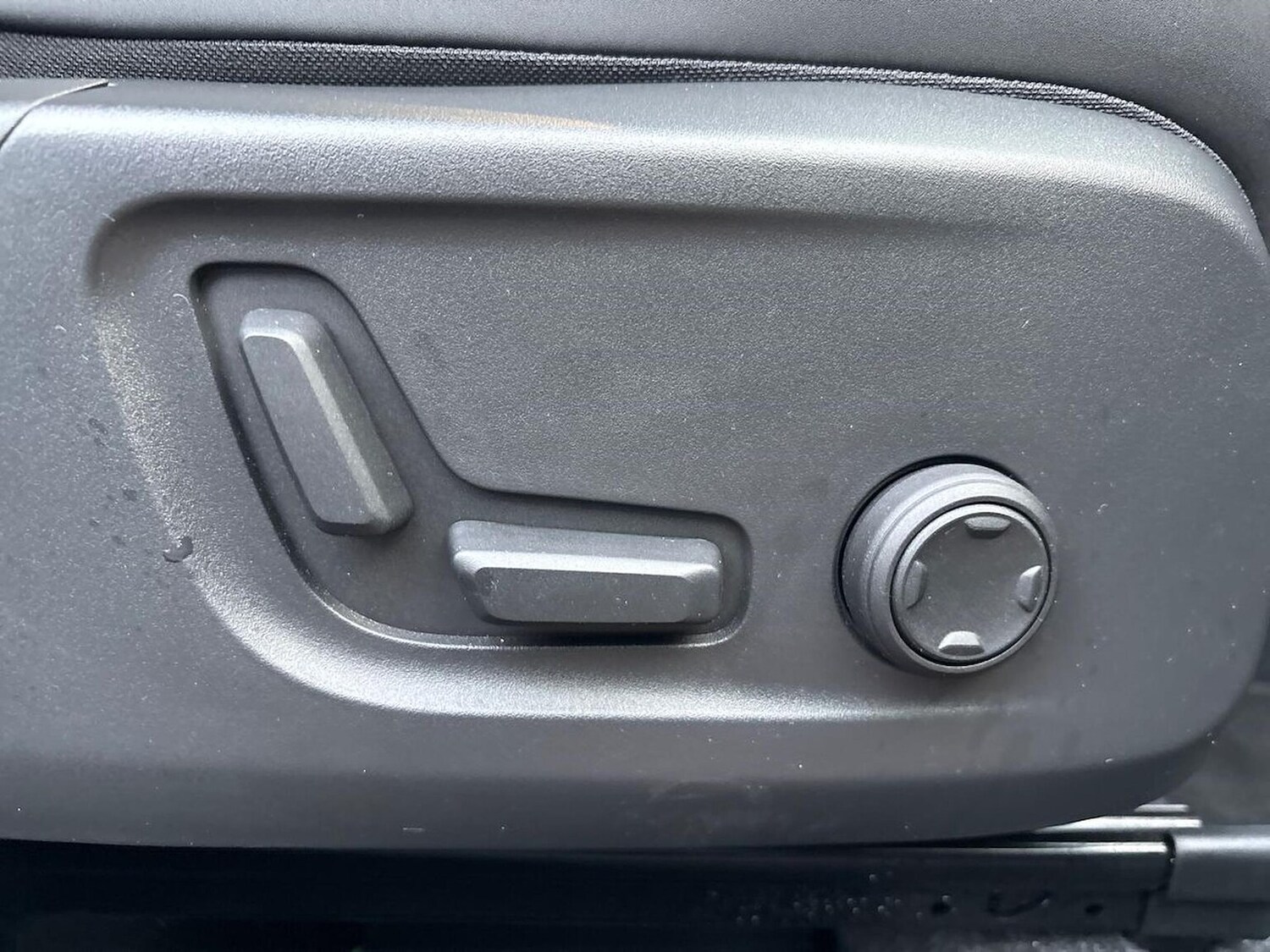 Used Volvo XC40 2024 for sale - 76490539: Photo 30