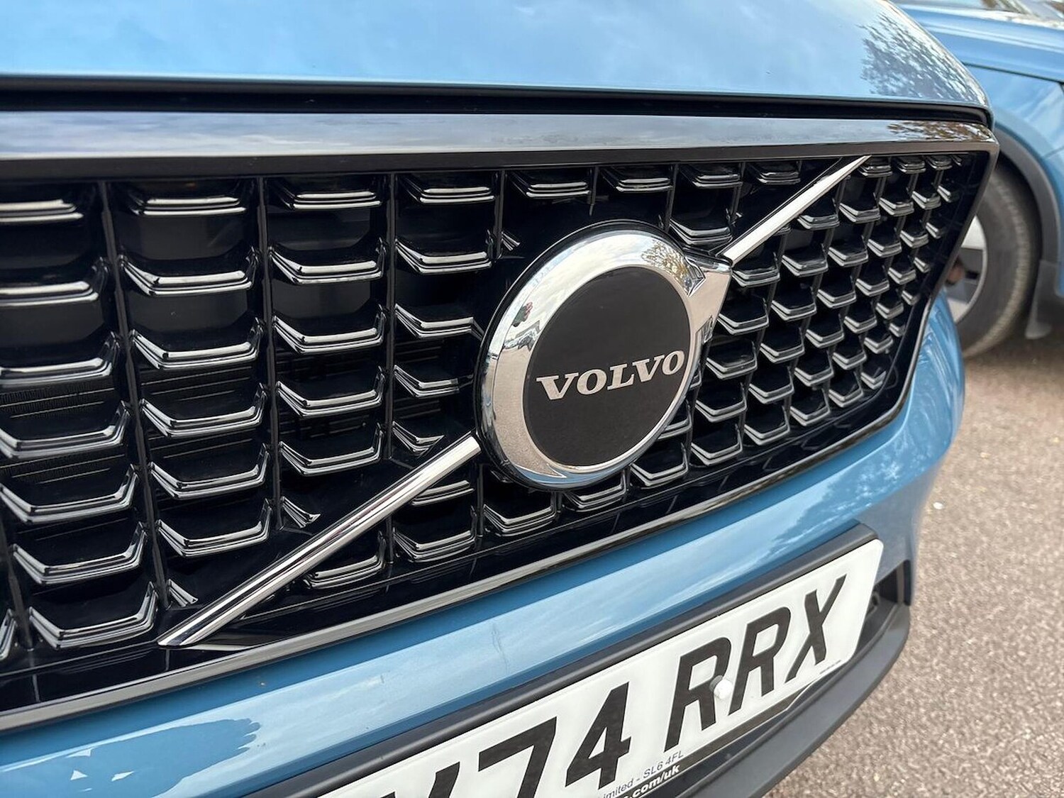 Used Volvo XC40 2024 for sale - 76490539: Photo 33