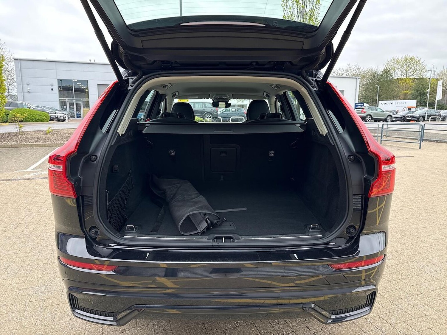 Used Volvo XC60 2024 for sale - 78210196: Photo 19