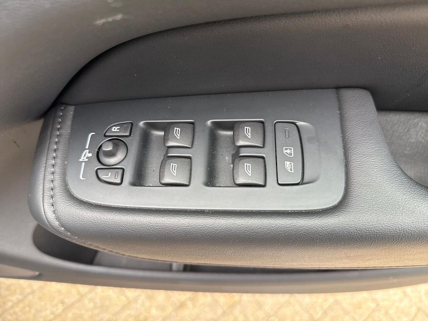 Used Volvo XC60 2024 for sale - 78210196: Photo 23