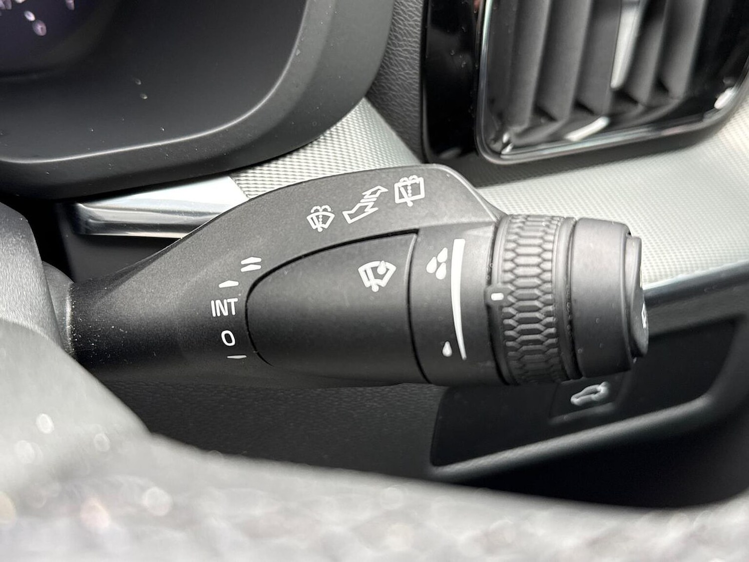 Used Volvo XC60 2024 for sale - 78210196: Photo 30