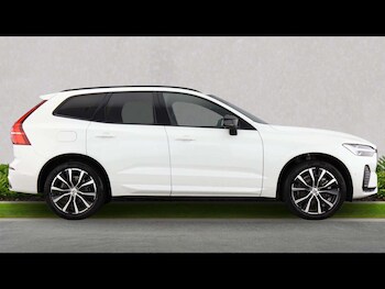 Used Volvo XC60 2023 for sale - 78470070: Photo