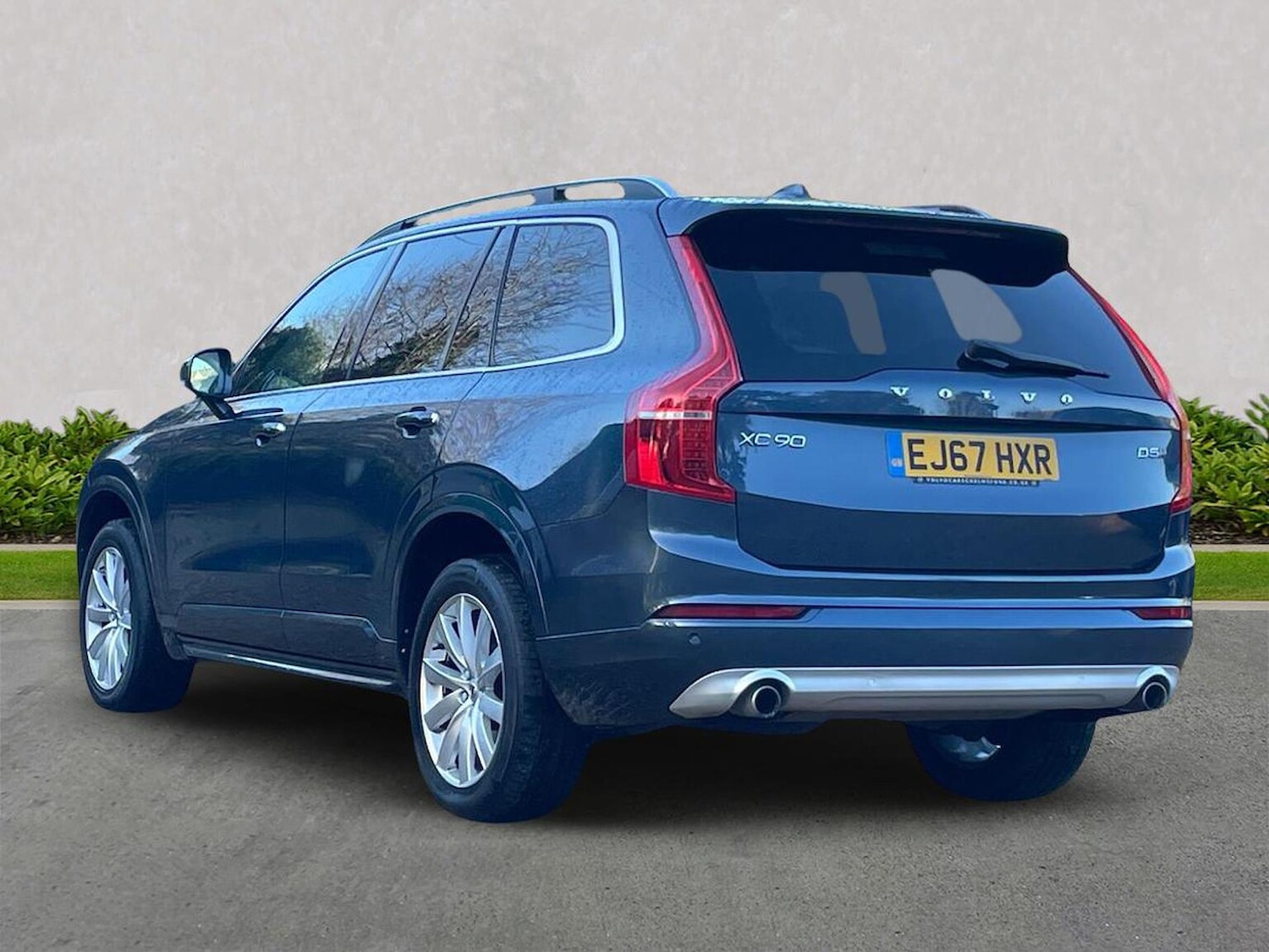 Used Volvo XC90 2017 for sale - 76935406: Photo 2