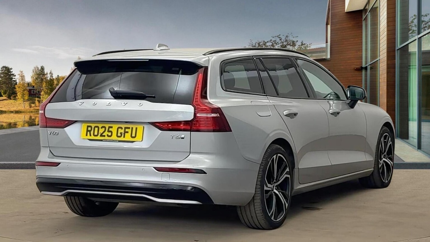 Used Volvo V60 2025 for sale - 77888666: Photo 11