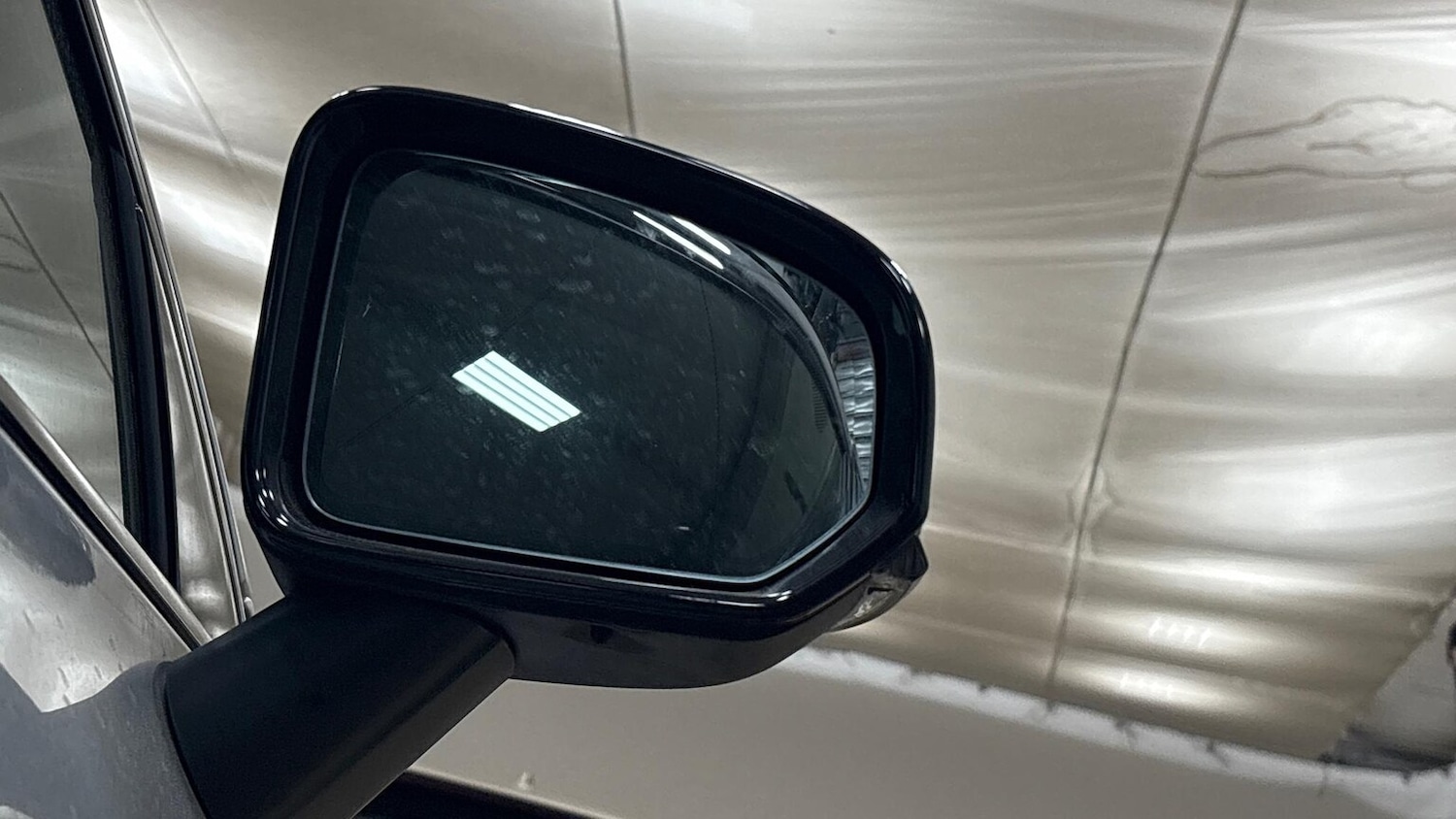 Used Volvo V60 2025 for sale - 77888666: Photo 23