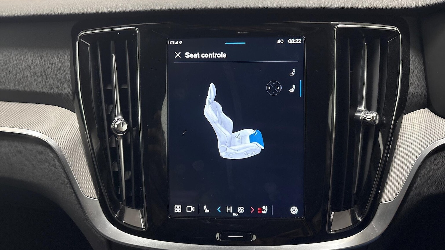 Used Volvo V60 2025 for sale - 77888666: Photo 32