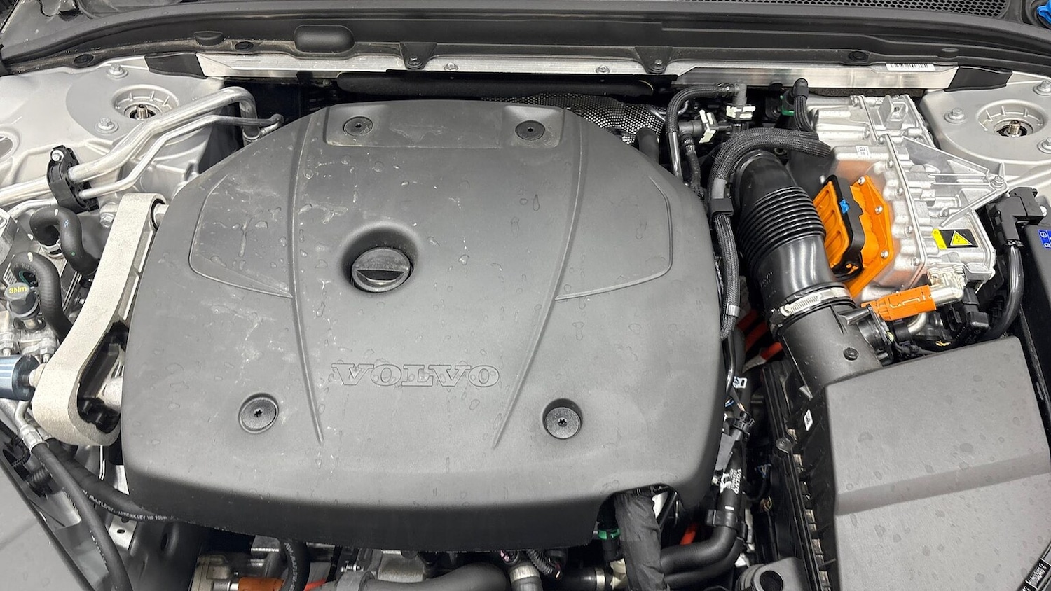 Used Volvo V60 2025 for sale - 77888666: Photo 34