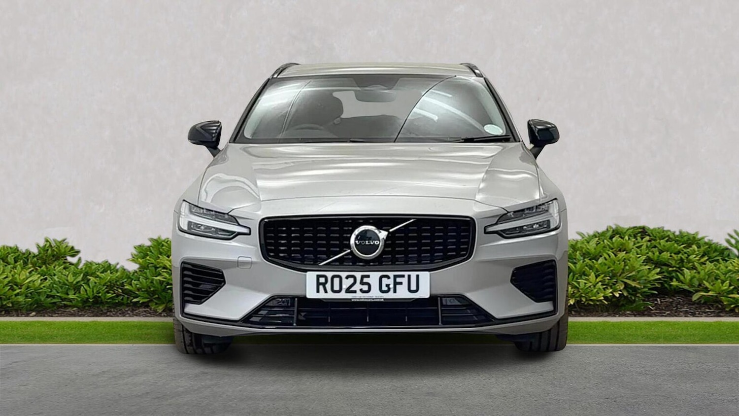 Used Volvo V60 2025 for sale - 77888666: Photo 5