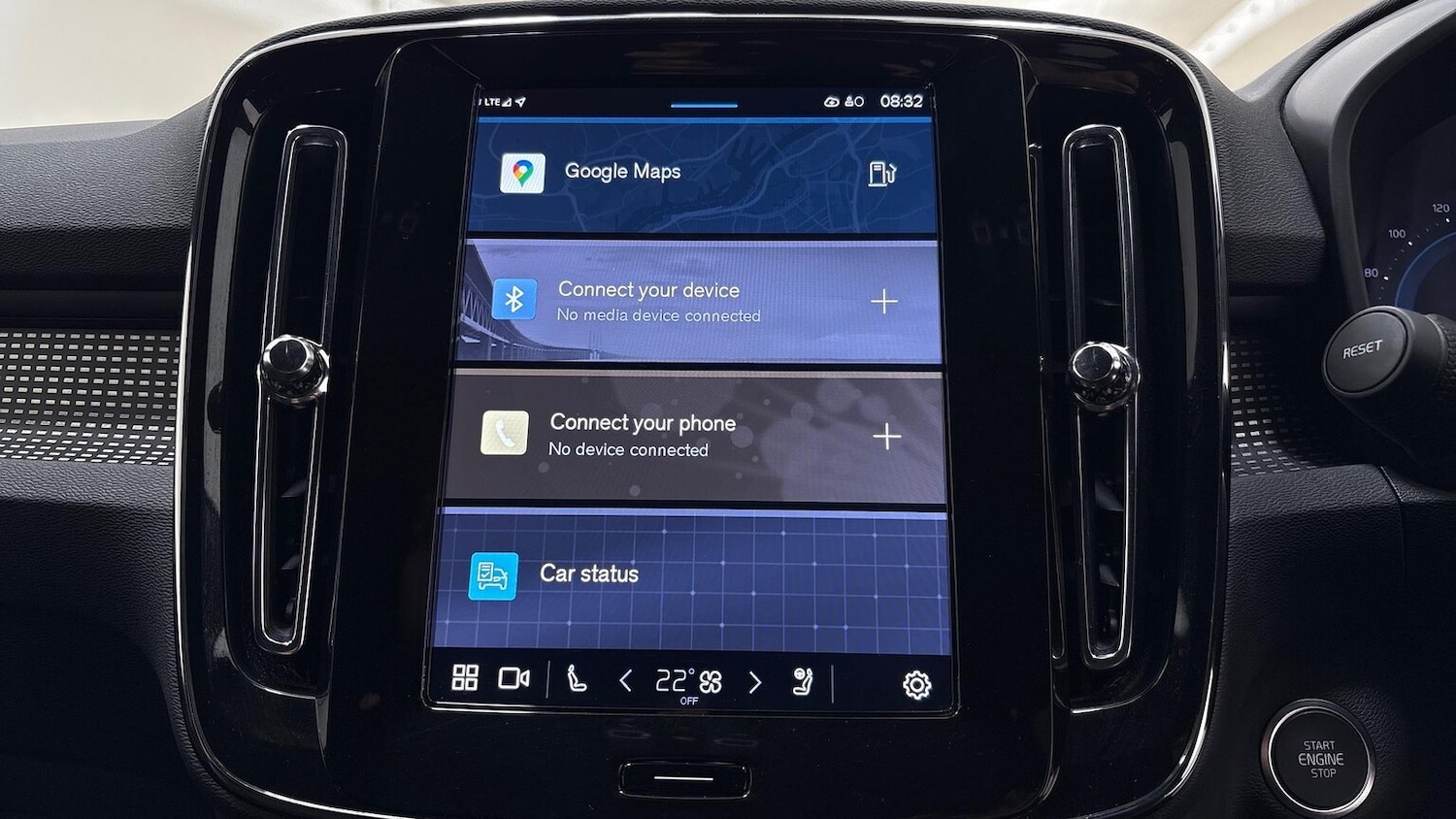 Used Volvo XC40 2025 for sale - 76464664: Photo 11