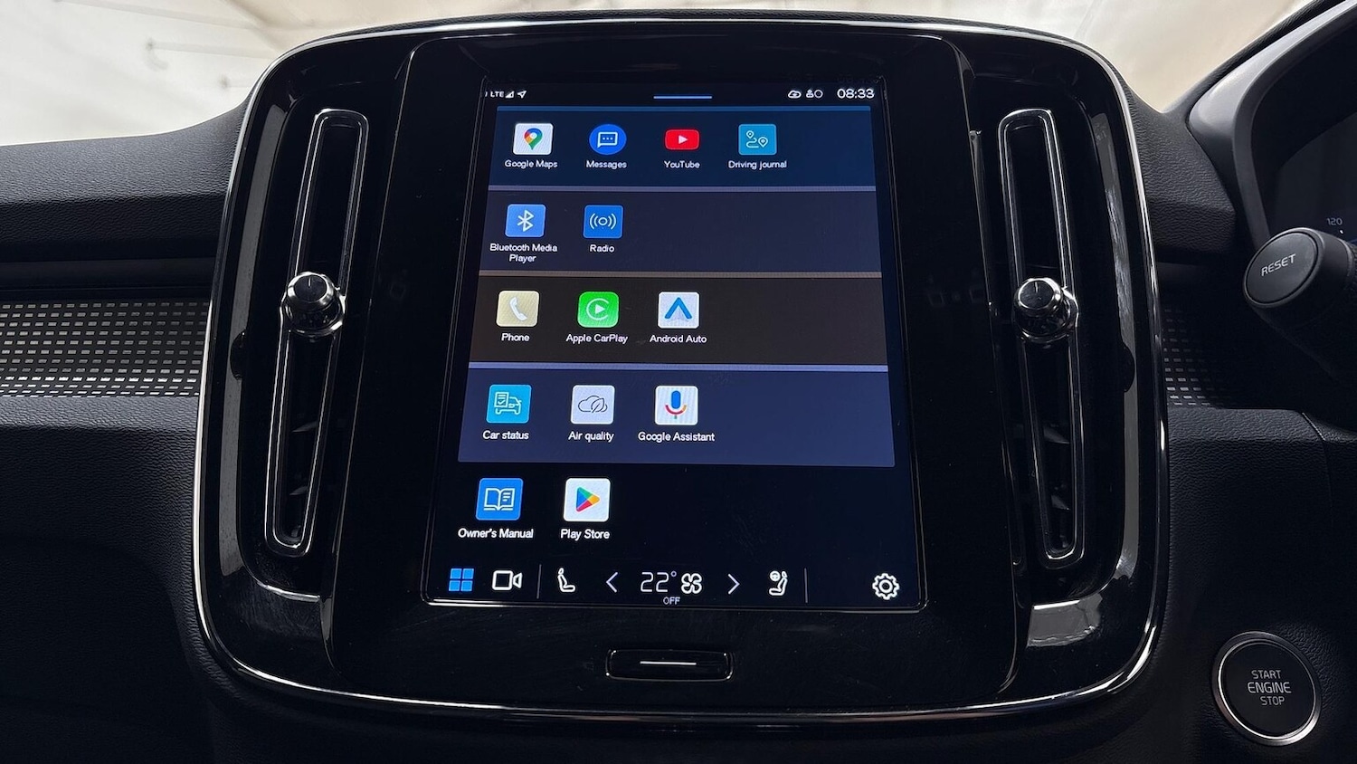 Used Volvo XC40 2025 for sale - 76464664: Photo 33