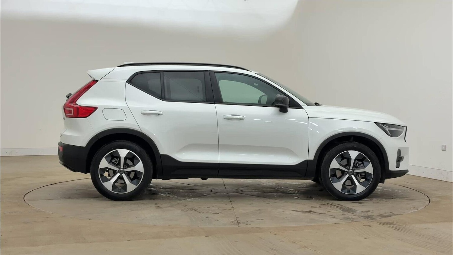 Used Volvo XC40 2025 for sale - 76464664: Photo 39