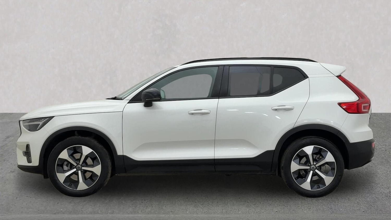 Used Volvo XC40 2025 for sale - 76464664: Photo 6