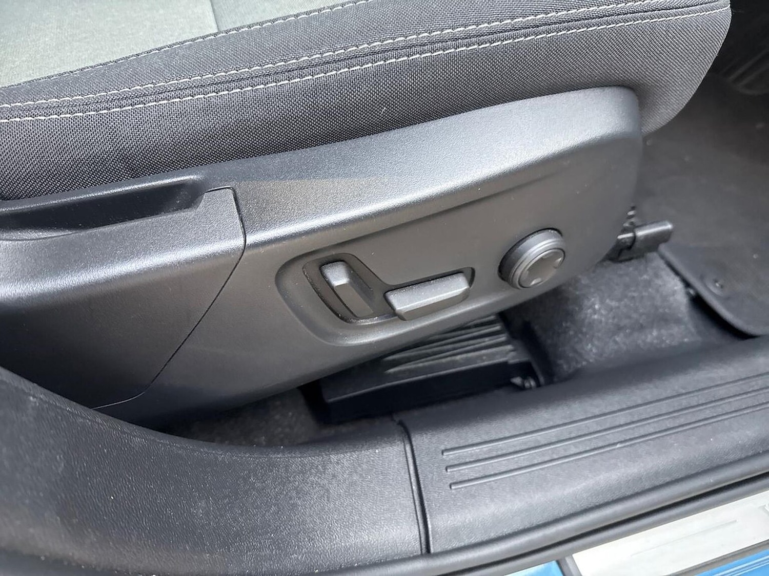 Used Volvo XC40 2022 for sale - 77056919: Photo 32