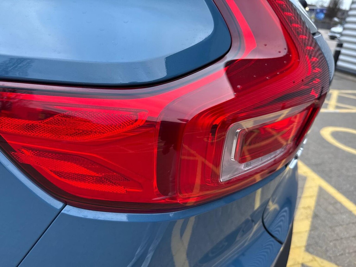 Used Volvo XC40 2022 for sale - 77056919: Photo 37