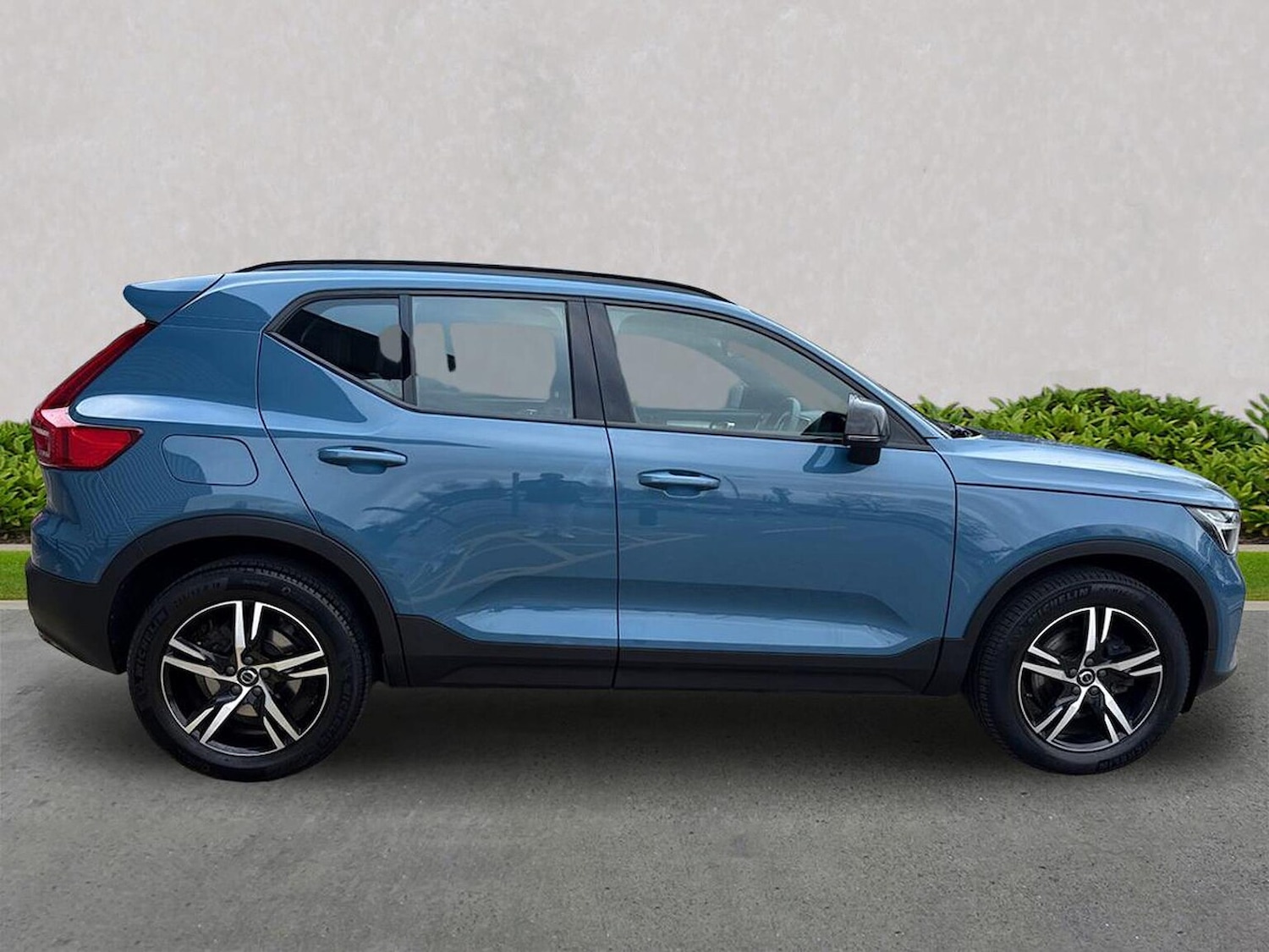 Used Volvo XC40 2022 for sale - 77056919: Photo 5