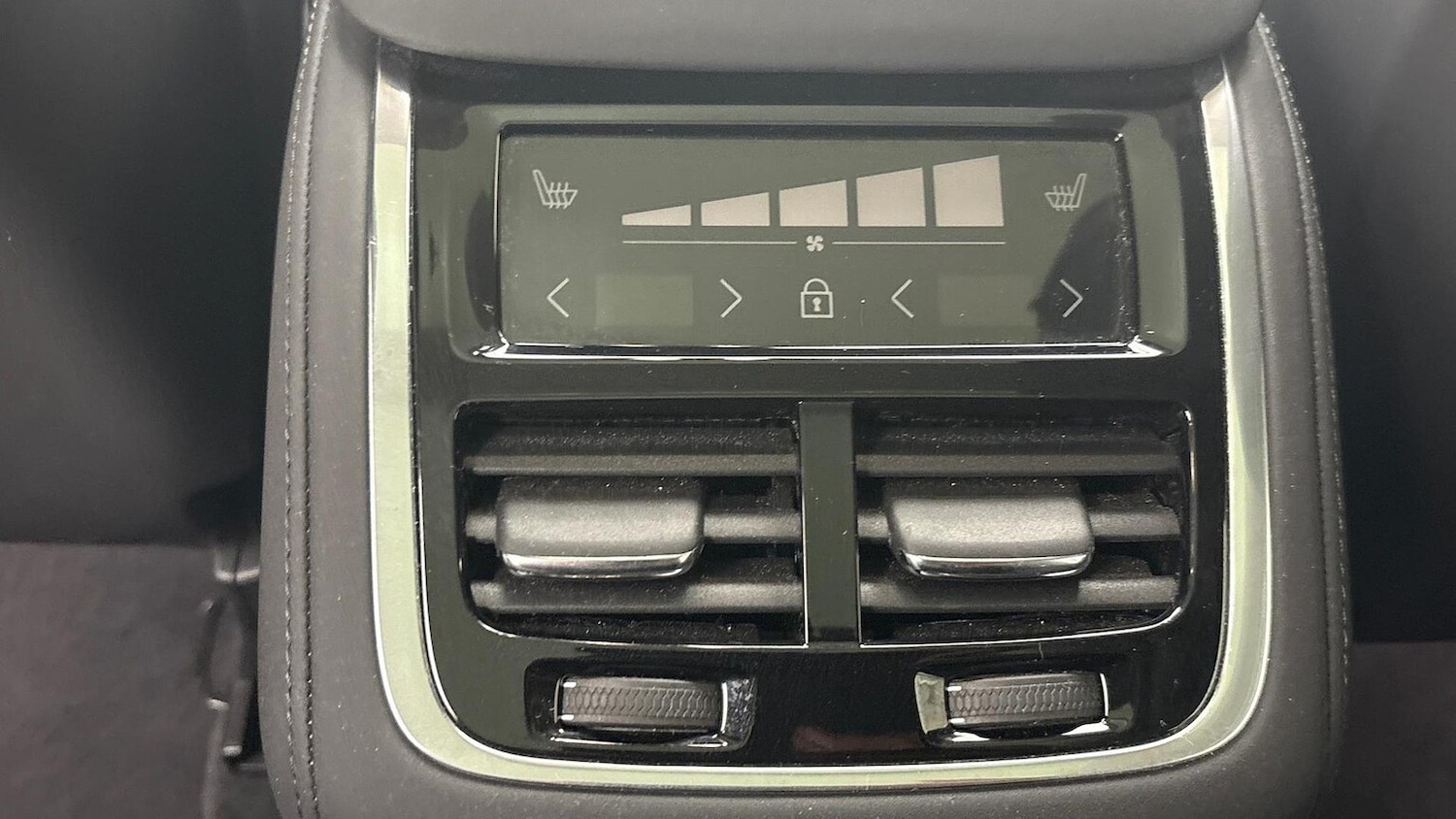 Used Volvo XC90 2025 for sale - 76464626: Photo 19