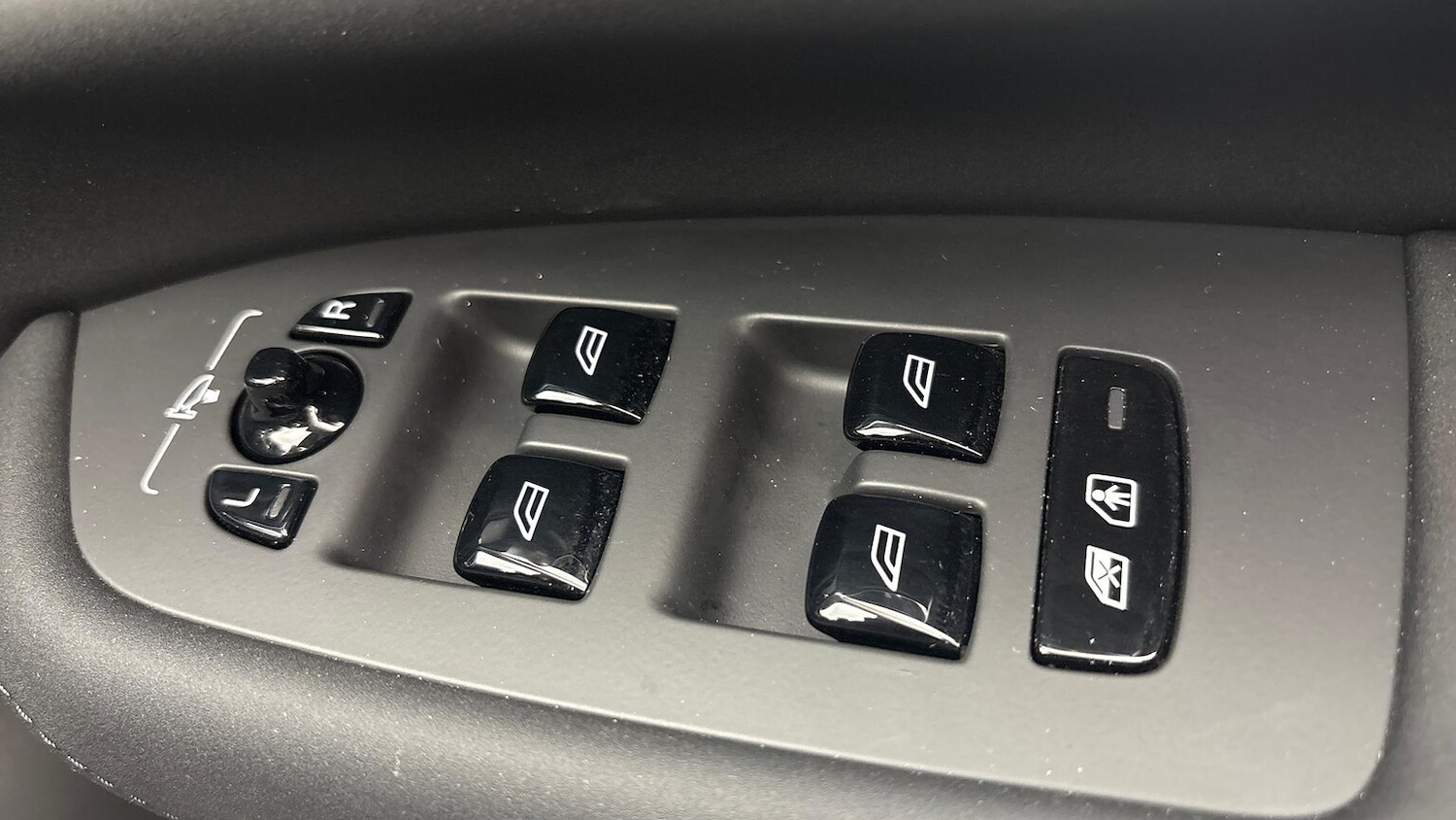 Used Volvo XC90 2025 for sale - 76464626: Photo 26