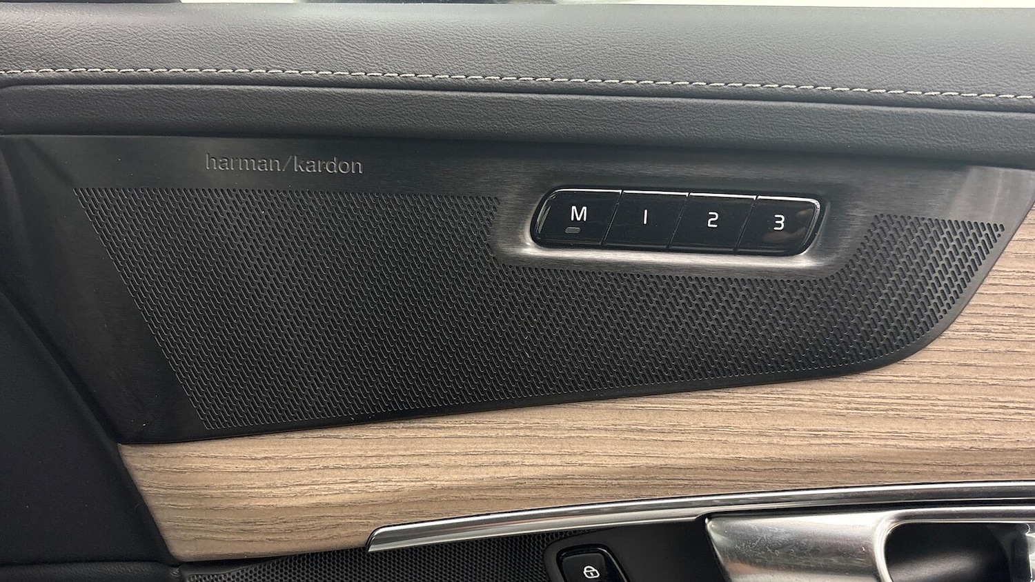 Used Volvo XC90 2025 for sale - 76464626: Photo 28