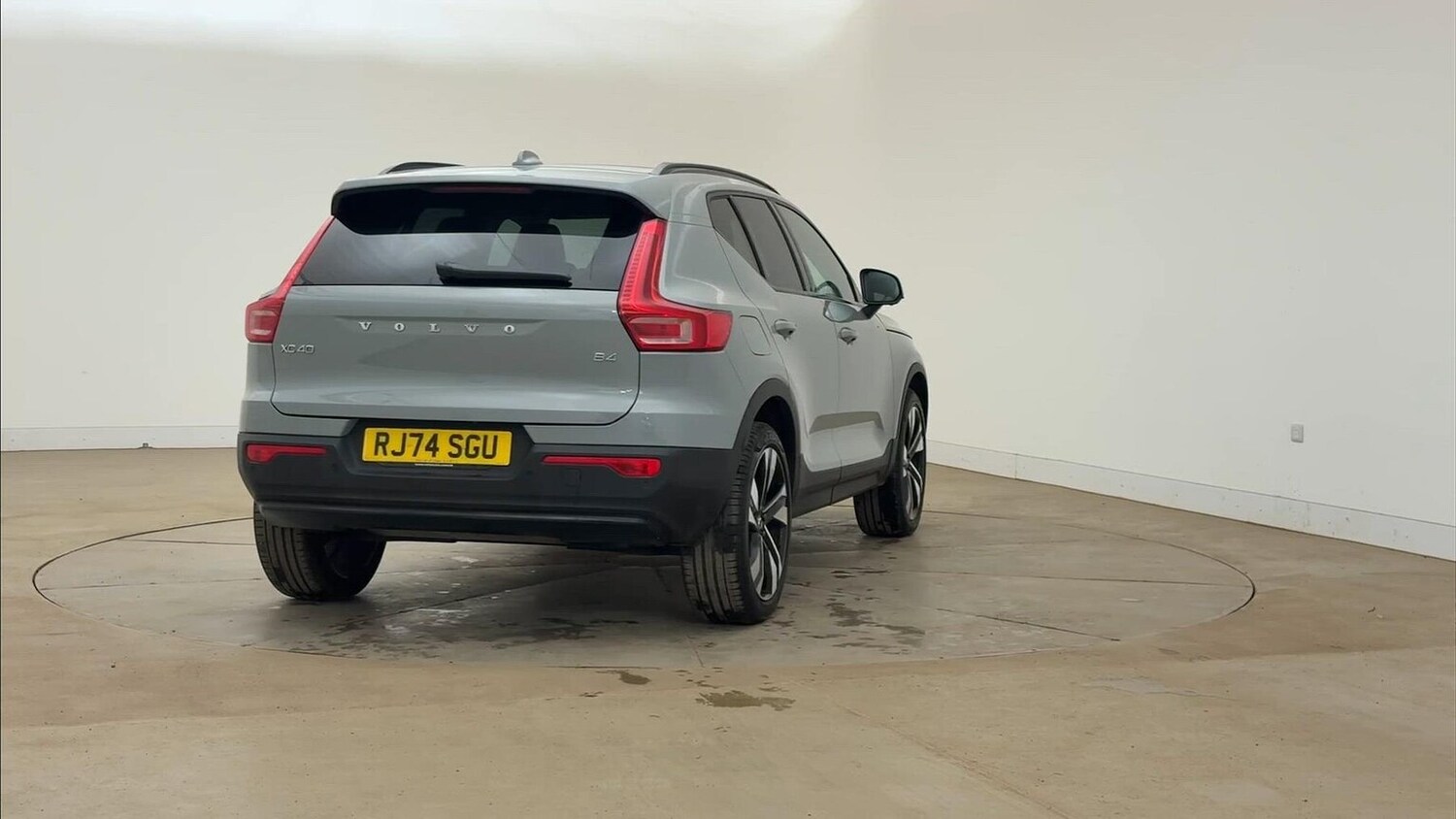 Used Volvo XC40 2024 for sale - 76471085: Photo 13