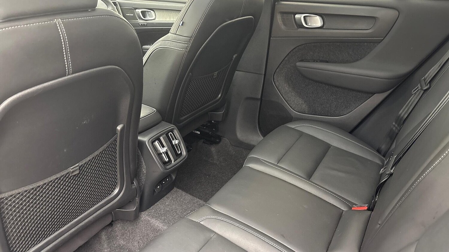 Used Volvo XC40 2024 for sale - 76471085: Photo 18