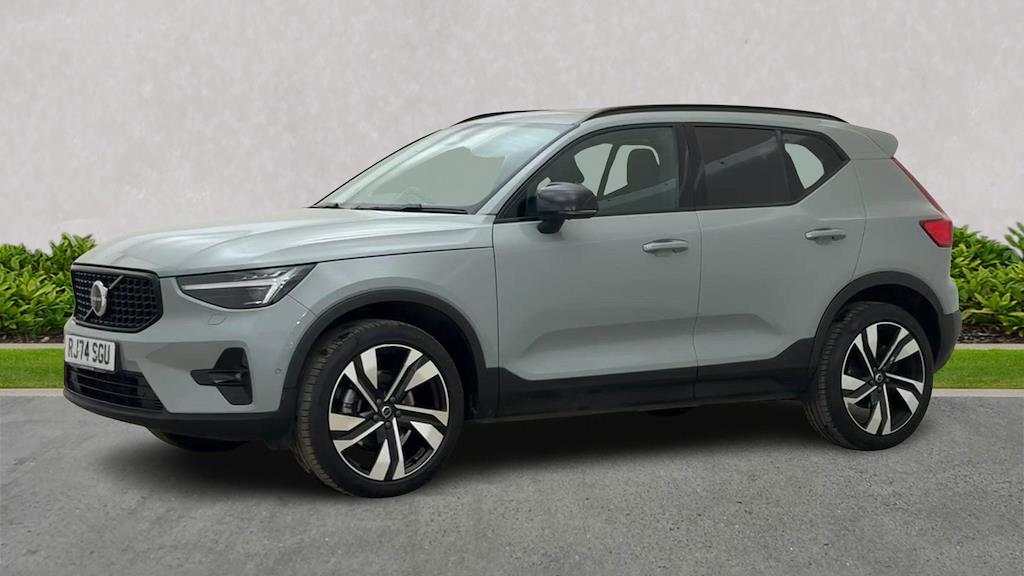 Used Volvo XC40 2024 for sale - 76471085: Photo 2