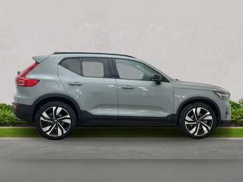 Used Volvo XC40 2024 for sale - 76471085: Photo