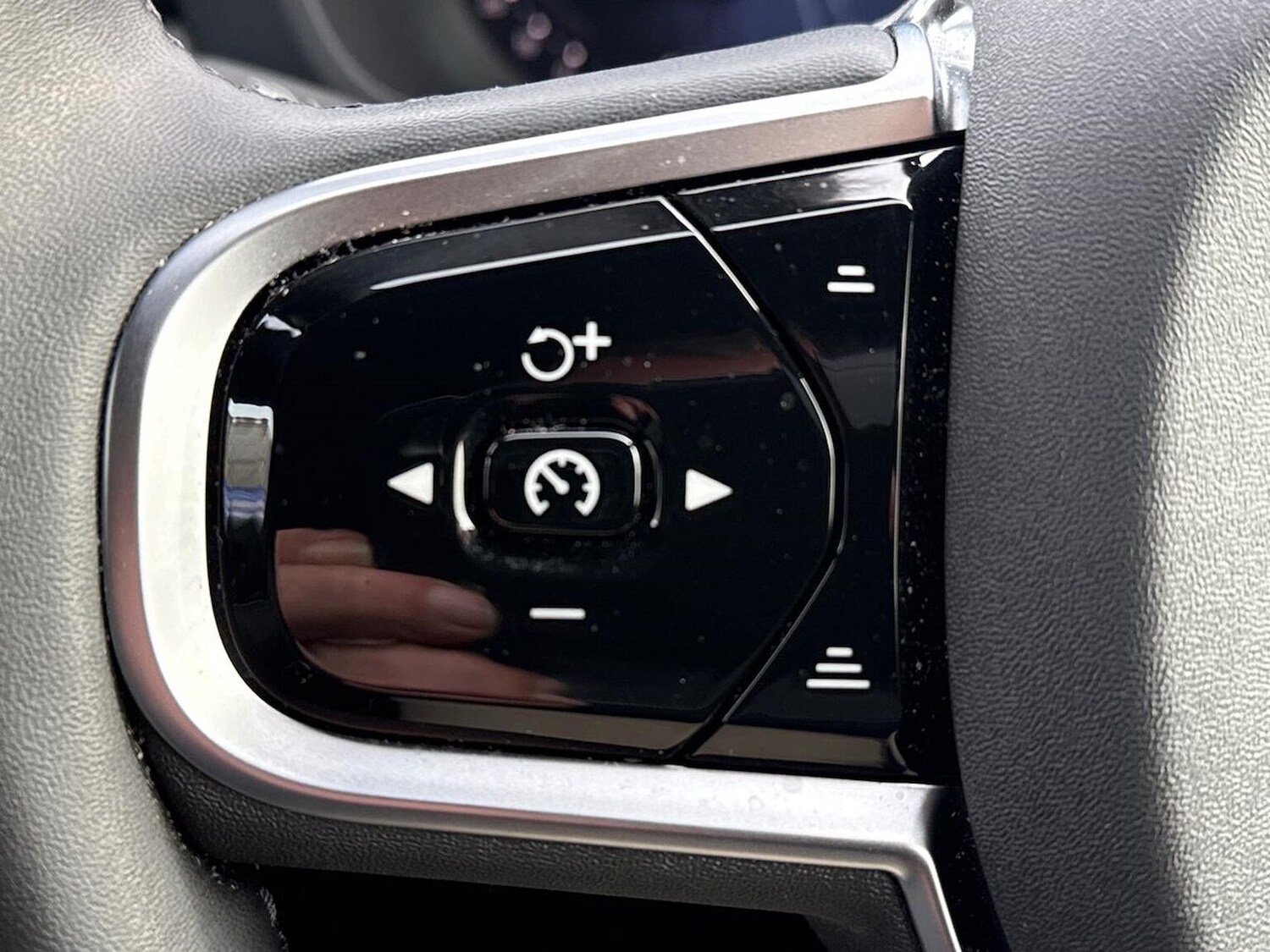 Used Volvo XC60 2025 for sale - 78193921: Photo 29