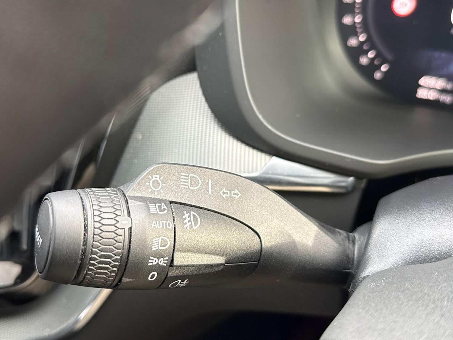 Used Volvo XC60 2025 for sale - 78193921: Photo 31