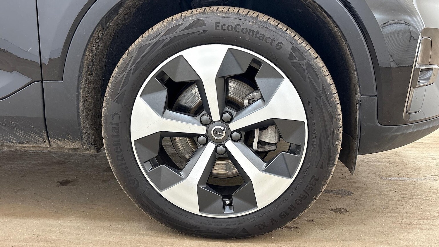 Used Volvo XC40 2025 for sale - 76471082: Photo 17