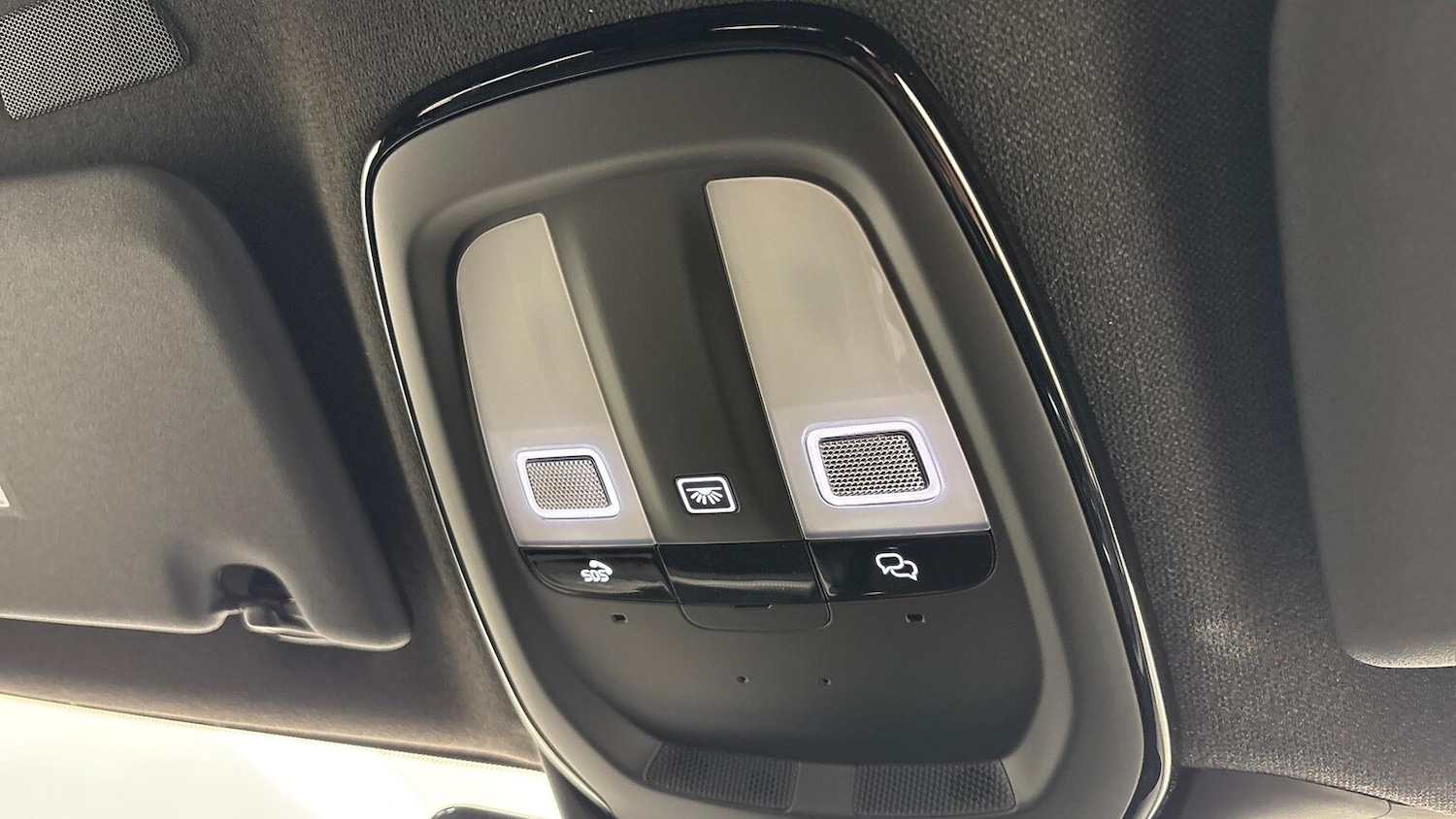 Used Volvo XC40 2025 for sale - 76471082: Photo 31