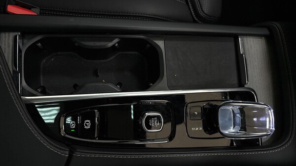 Used Volvo XC90 2024 for sale - 76212000: Photo 31