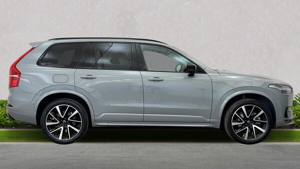 Used Volvo XC90 2024 for sale - 76212000: Photo 3