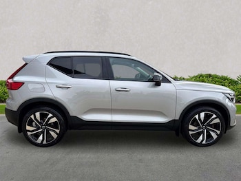 Used Volvo XC40 2024 for sale - 78927739: Photo