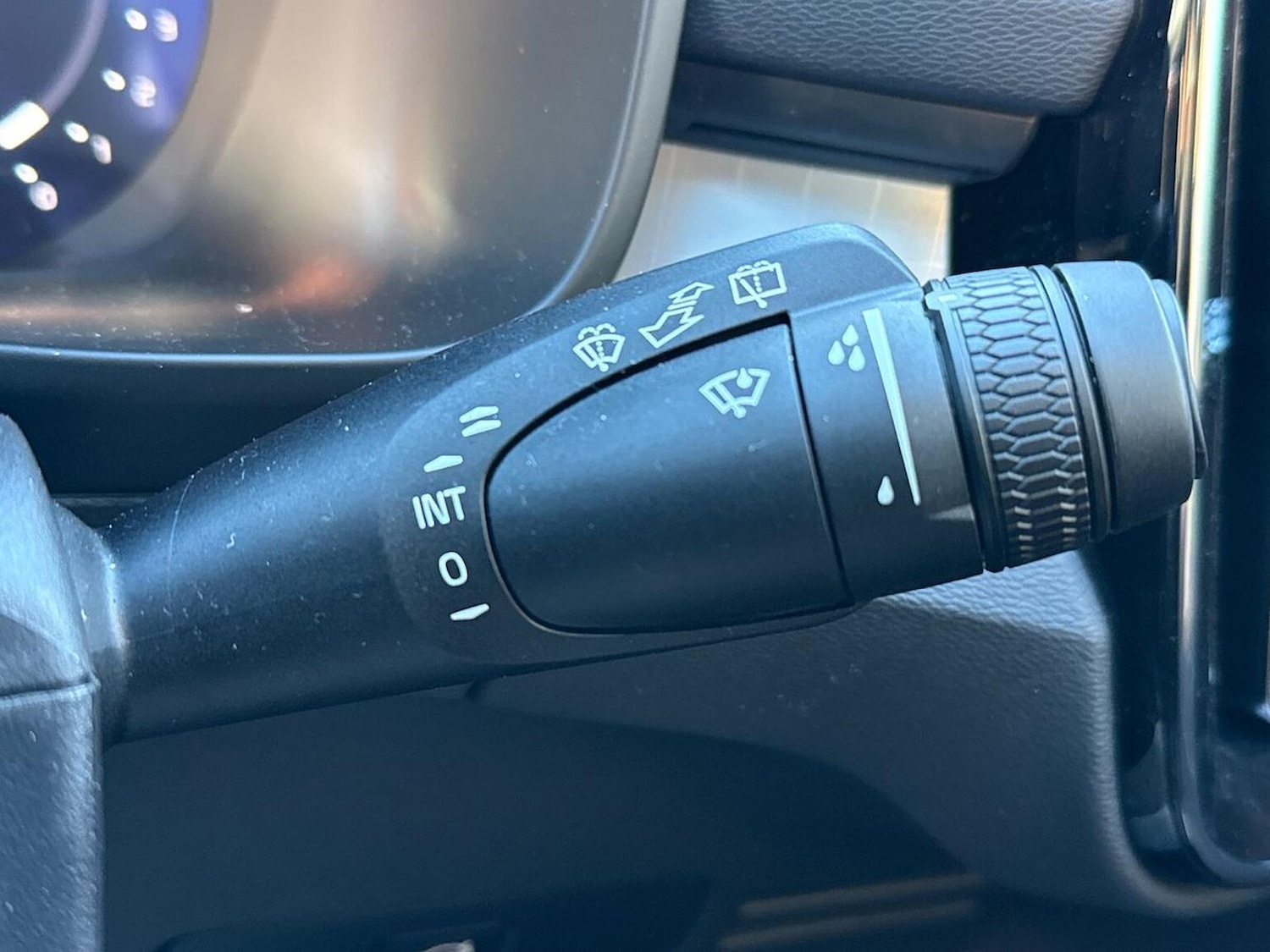 Used Volvo XC40 2025 for sale - 78192693: Photo 30