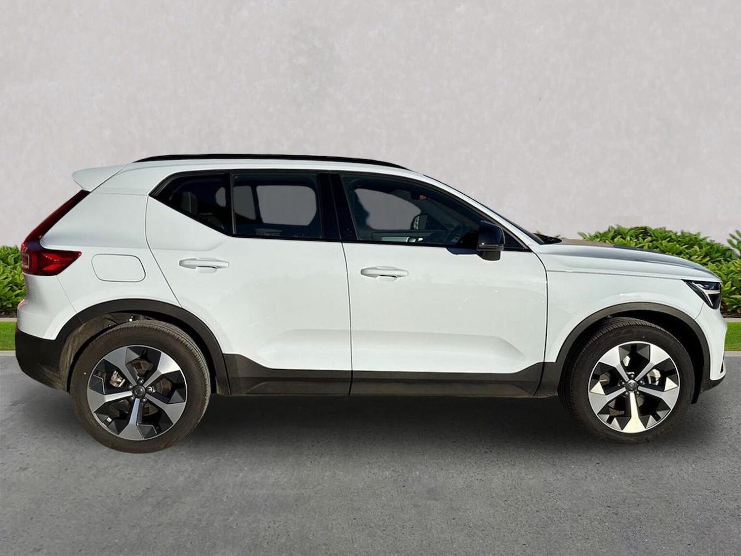 Used Volvo XC40 2025 for sale - 78192693: Photo 5